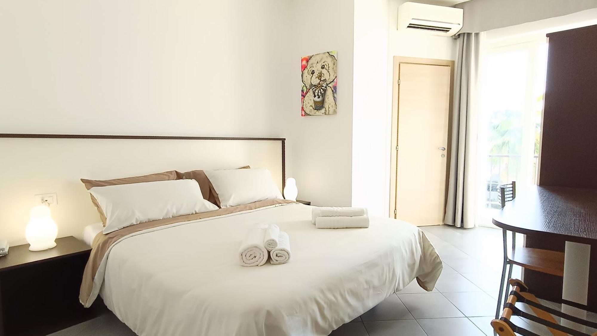 Lido Rooms & Apartments Lido di Fermo Bagian luar foto