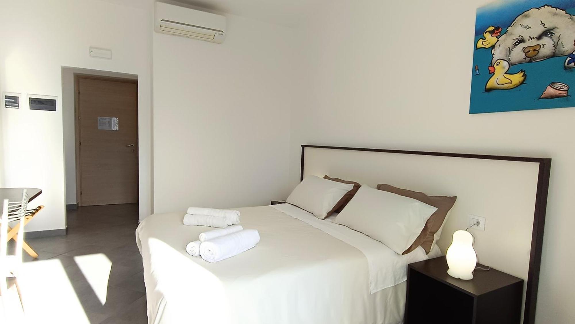 Lido Rooms & Apartments Lido di Fermo Bagian luar foto